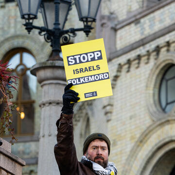 Stopp Israels folkemord- plakater