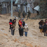 Kvinner og barn på flukt